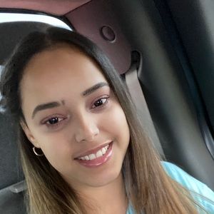 Meet your Posher, Daniela maria